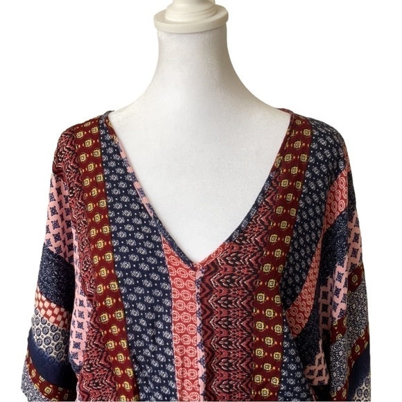 Venus Boho Flutter Sleeve Romper - Picture 3 of 14